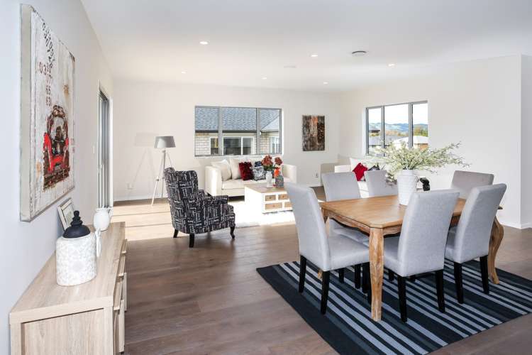 98 Parkhaven Drive Rosehill_4