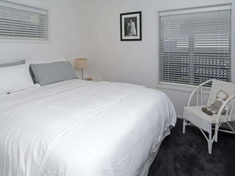 8 Te Akau Crescent Bucklands Beach_15