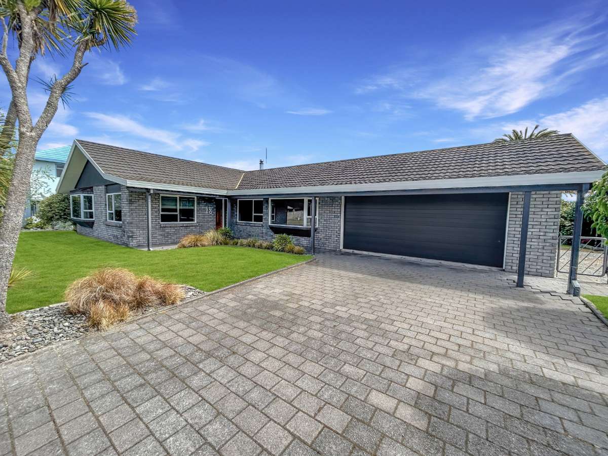 4 BED - WHAREWAKA 1