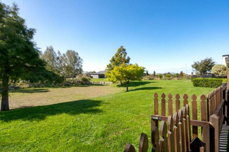 23 Famille Close Yaldhurst_17