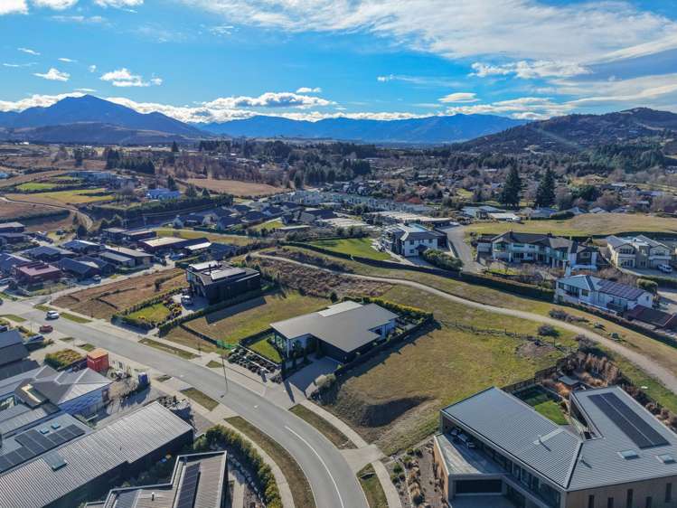 15 The Heights Avenue Wanaka_11