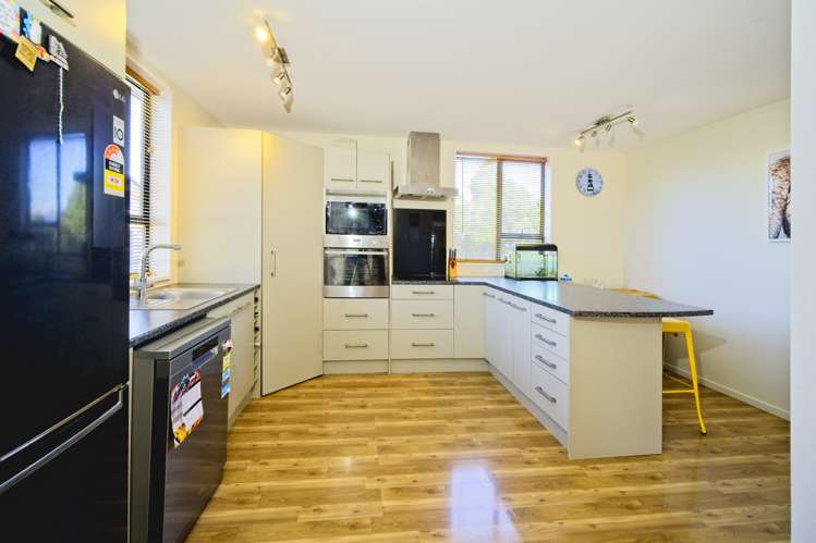 122 Gibson Quay Hokitika_8