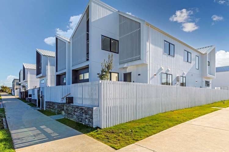 34 Bristol Freighter Road Hobsonville_26