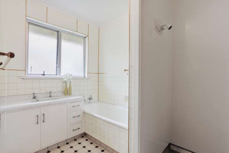 1/18 Pahau Place Cracroft_14