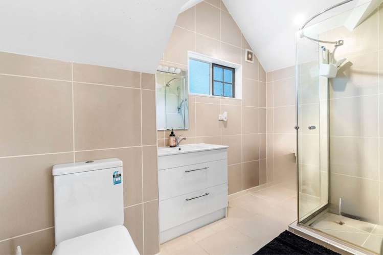 8 Te Wharau Drive_5