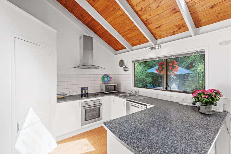 3/72 Lake Road Northcote_5