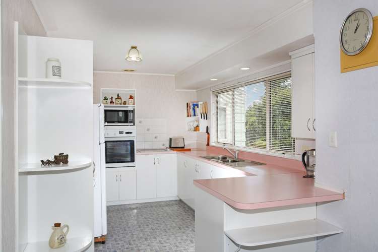 49 Edgewater Parade Waiuku_7