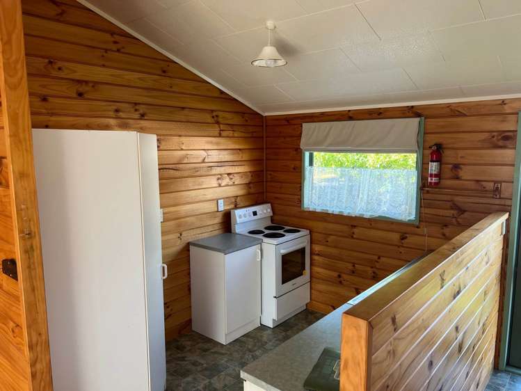 1A Clinton Avenue Te Atatu Peninsula_7