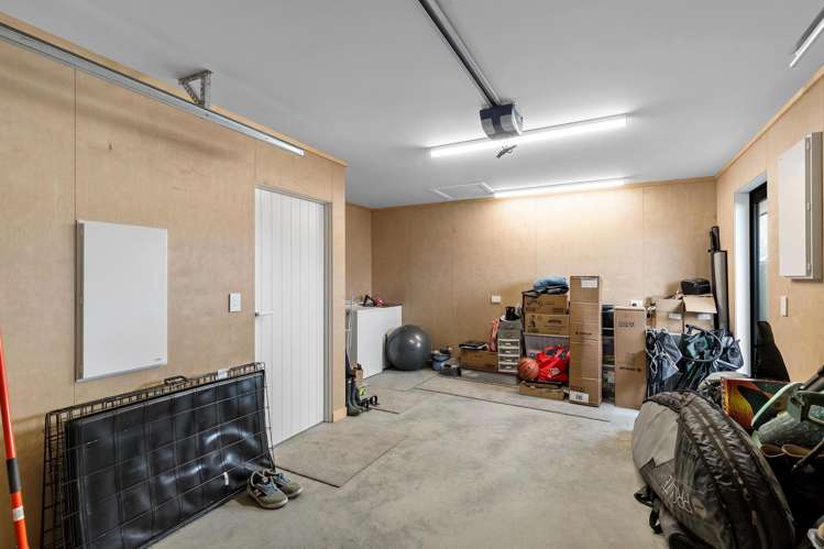 13 Caton Street Lake Hawea_15