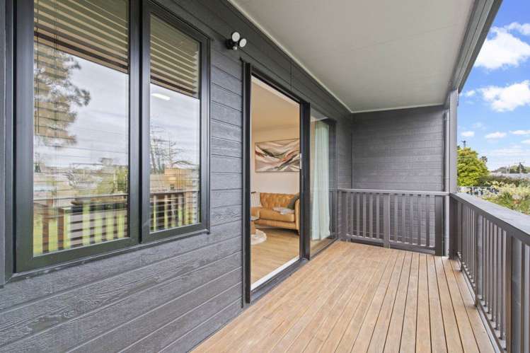 11/90 Swaffield Road Papatoetoe_8