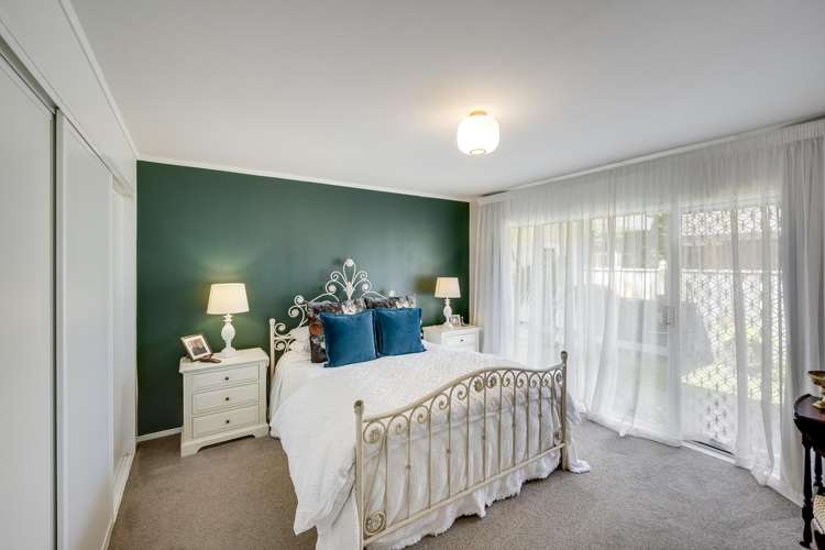 2 Fern Grove Taradale_17