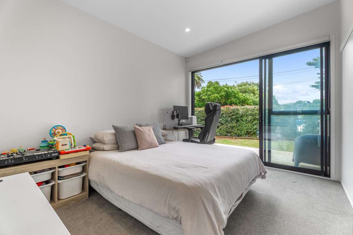 2/48 Wallace Road_3