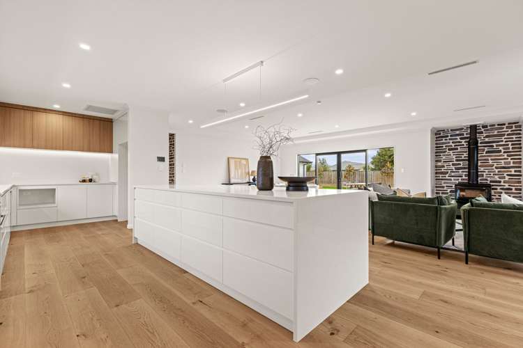 17 Knighton Drive West Melton_6