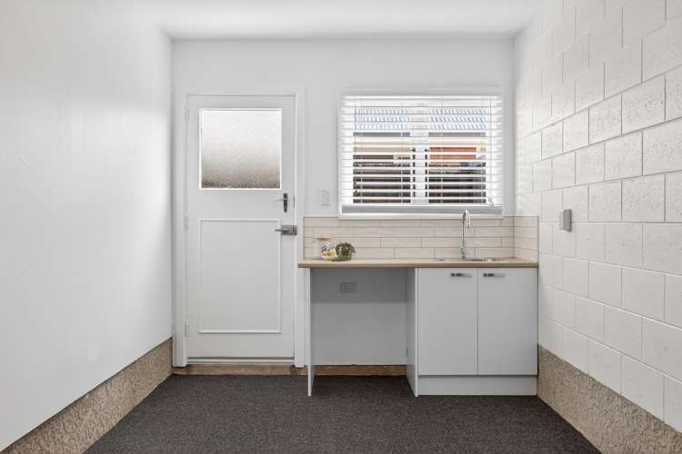 2/64 Roberta Drive Somerfield_13