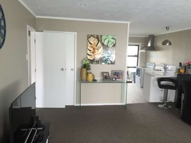 1/7 Frank Evans Place Henderson_2