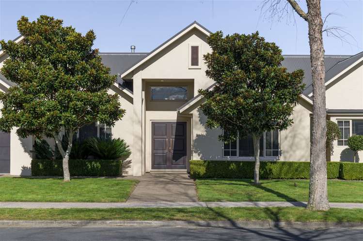 69 Wiltshire Drive Huntington_2