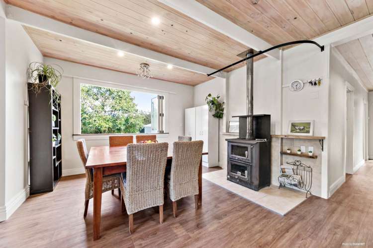 723 Waitakere Road Kumeu_7
