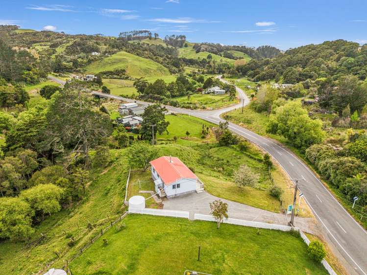 3224 Paparoa Oakleigh Road Paparoa_3