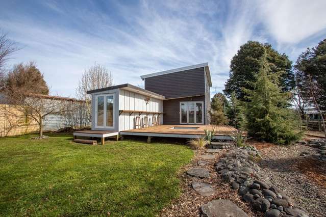 Modern Family Home in Raetihi