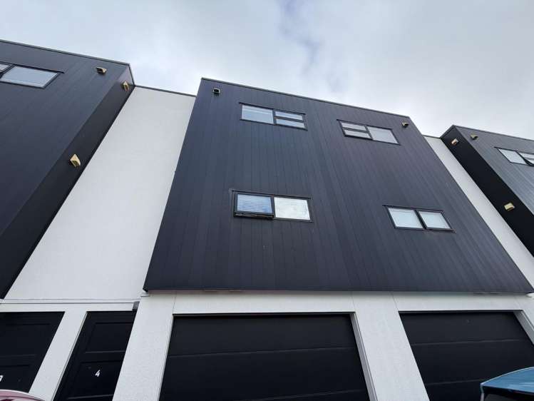 4/22 Ashley Place 1131_1