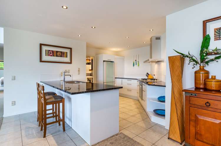 3/872 Acacia Bay Road Acacia Bay_6