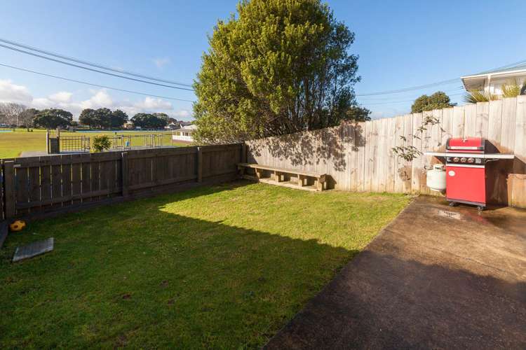 2/4 Boyd Avenue Royal Oak_10