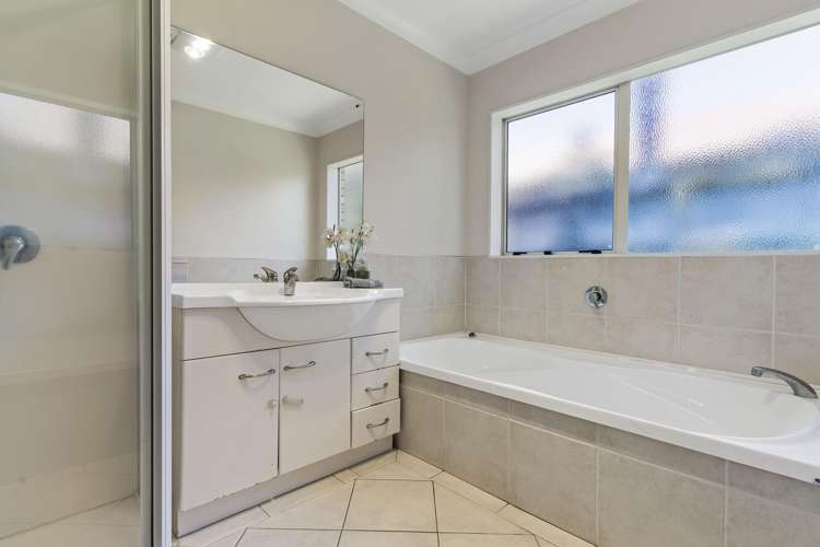 28 Craigavon Drive East Tamaki_20