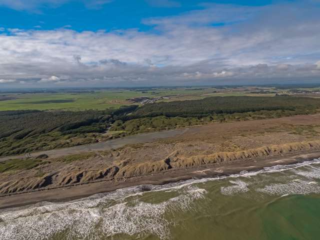 1915 Parewanui Road Parewanui_2