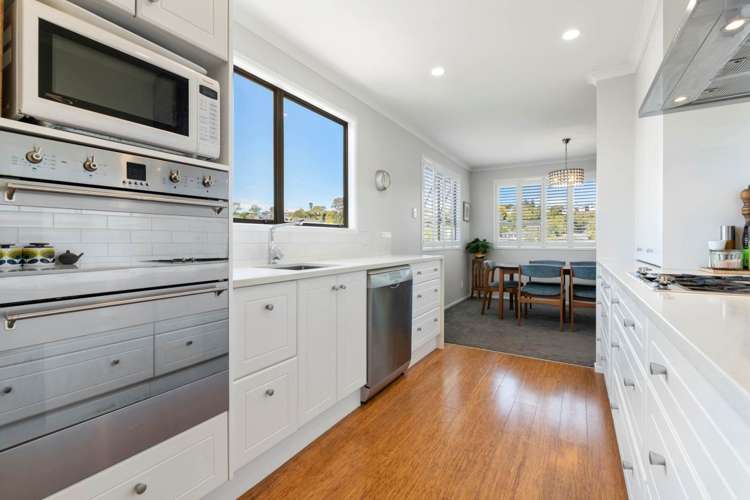 1/7 Athena Drive Totara Vale_21