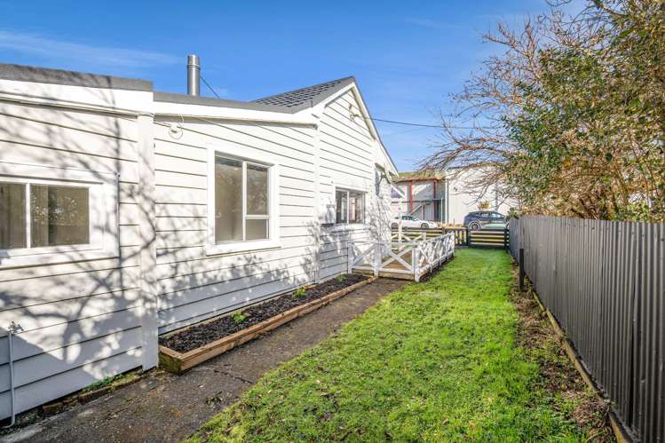 82 Railway Street Eltham_18