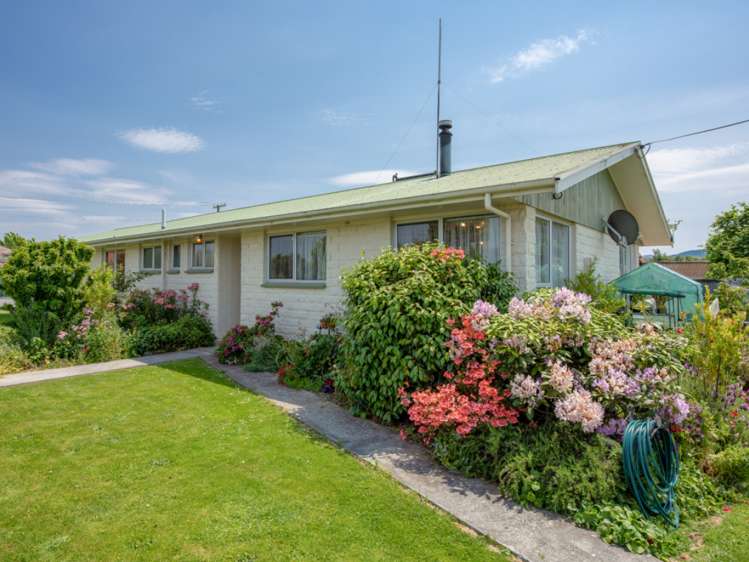 11 March Street Spring Creek_12