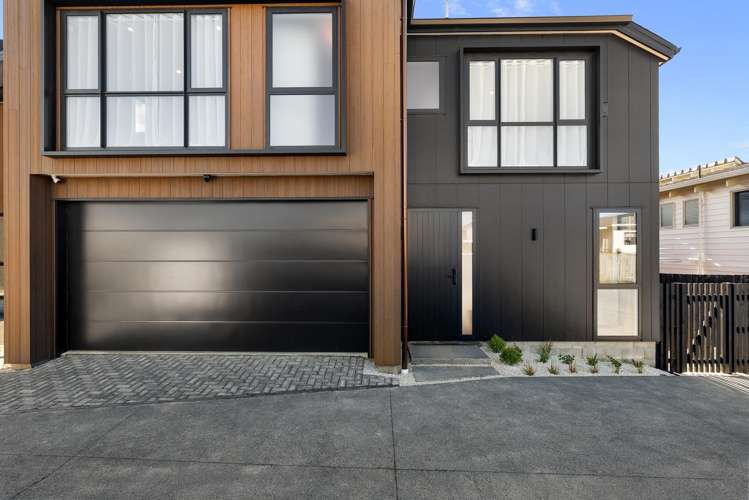 2A Knights Close Rothesay Bay_15