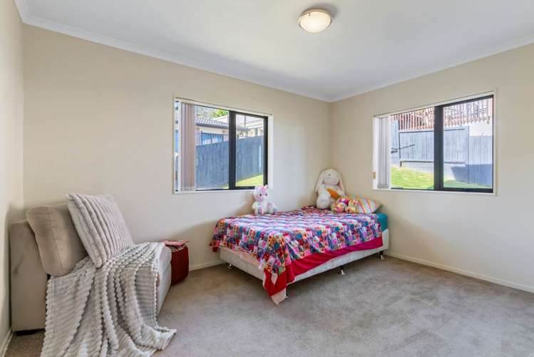 156 Keri Vista Rise Papakura_10