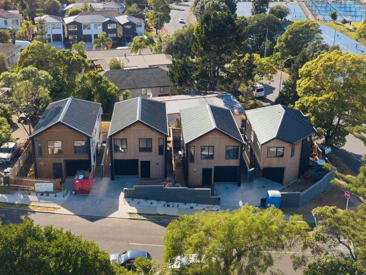 24 Thorp Street St Johns_20