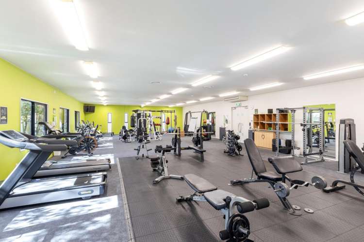 B4, 92  Russley Road Russley_15