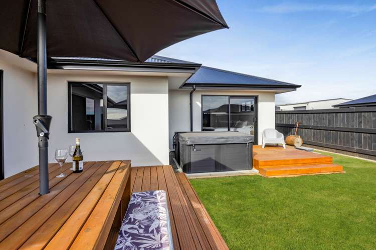 5 Pukatea Street Hawera_24