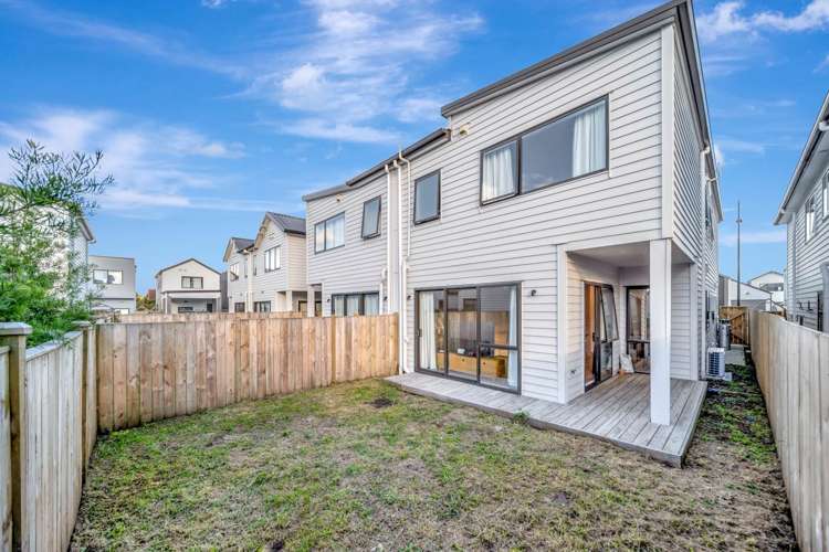 9 John Burn Road Takanini_24