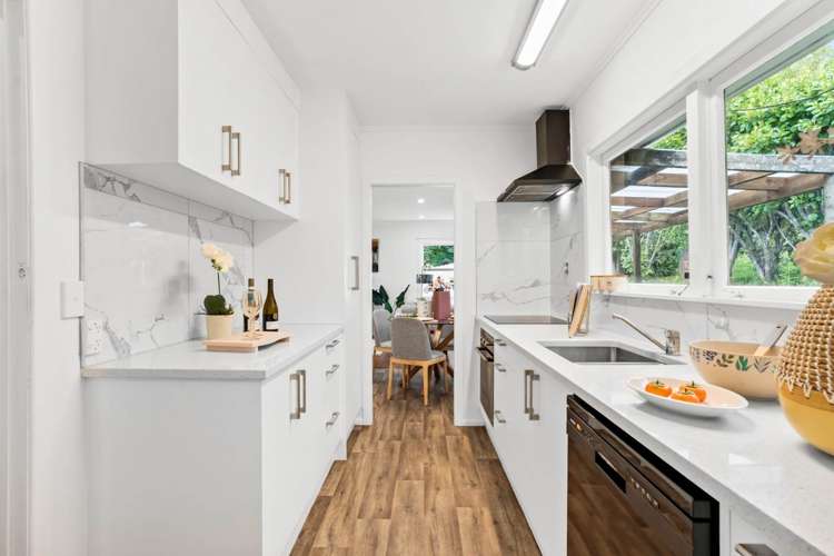 6 Beswick Place Birkdale_16