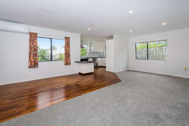 42 Goldfinch Rise Unsworth Heights_4