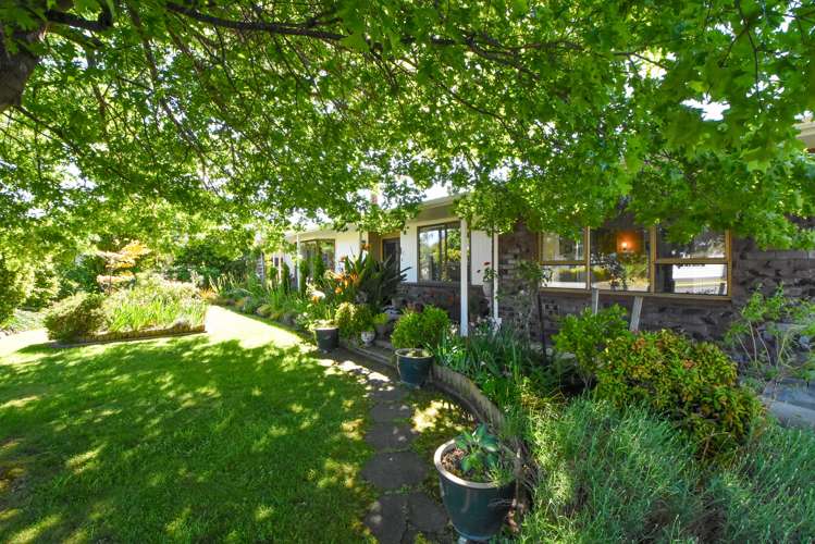 6 Chisholm Place Carterton_18