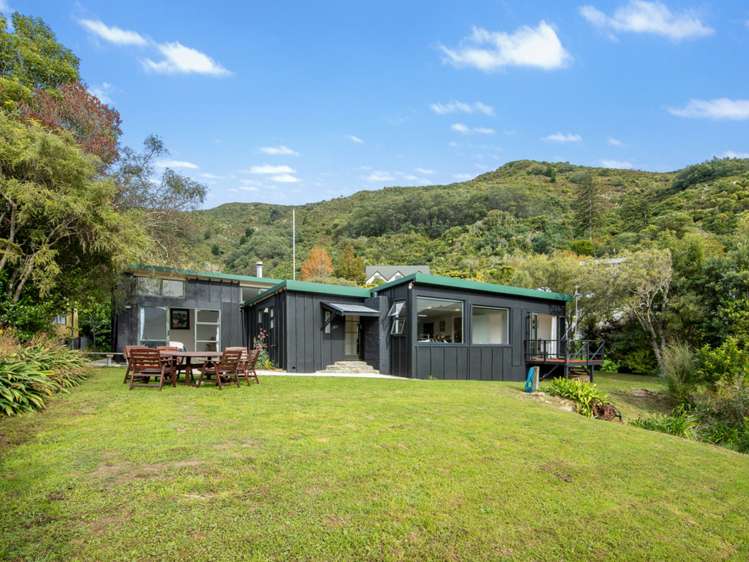 52 Moenui Road Havelock_17