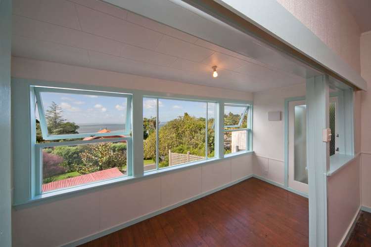 15 Kauri Point Road Laingholm_3