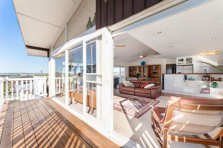 15 Jaemont Avenue Te Atatu South_42
