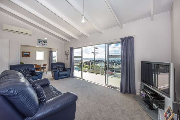 46 Brightside Road Stanmore Bay_5