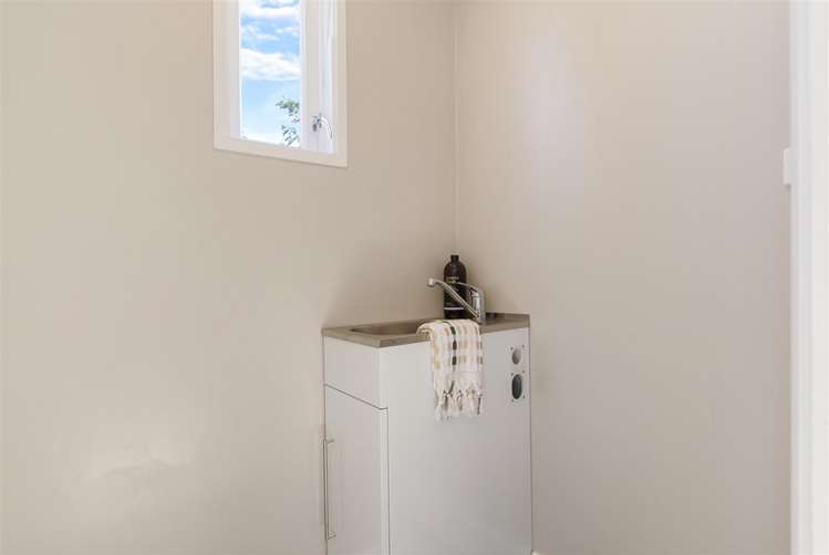 8 Herbert Street Waimate_17