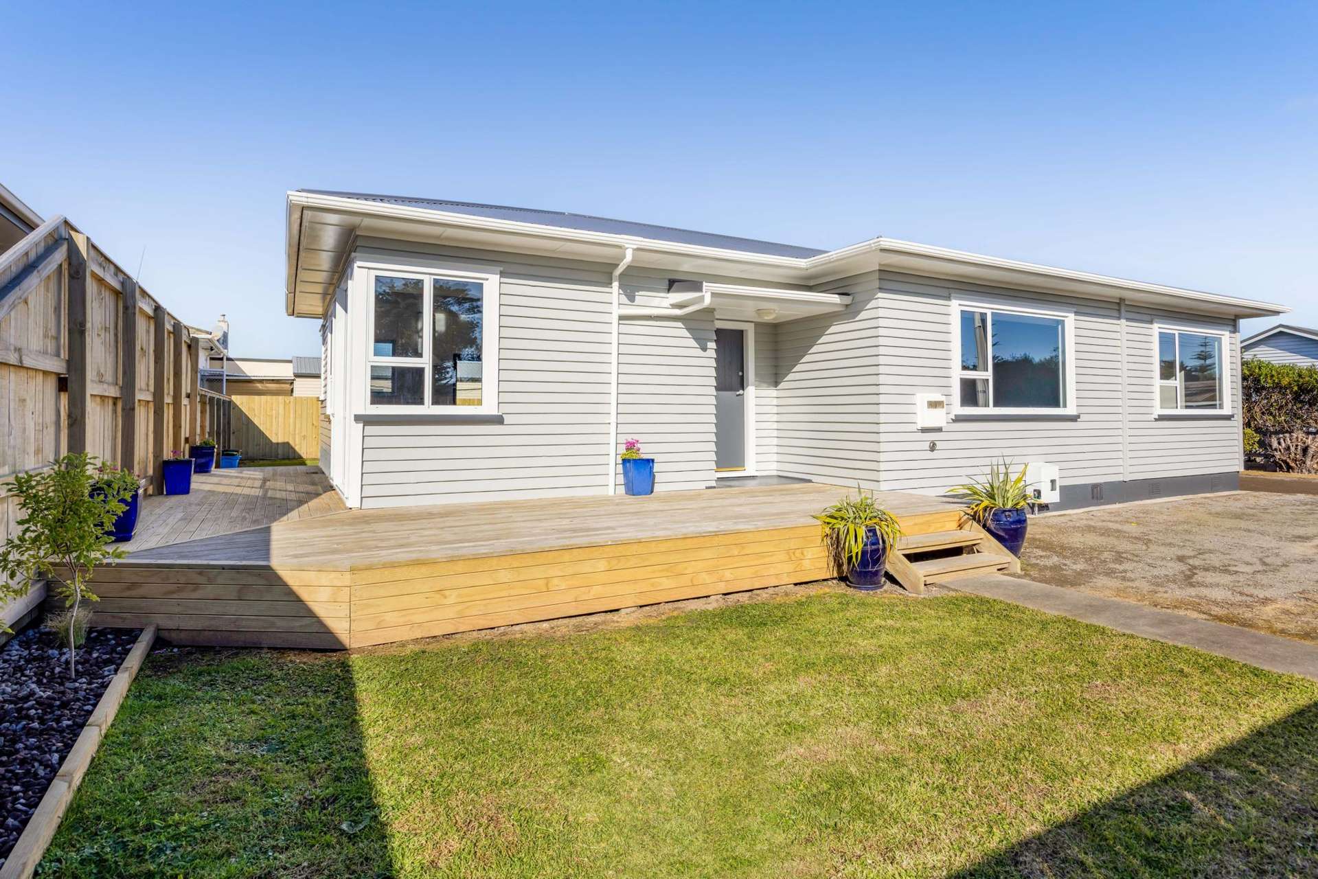 23 Longfellow Road Opunake_0