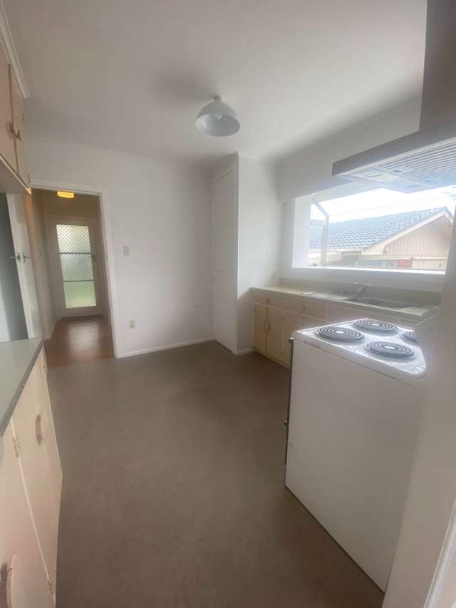 15 Brouder Place Manurewa_4