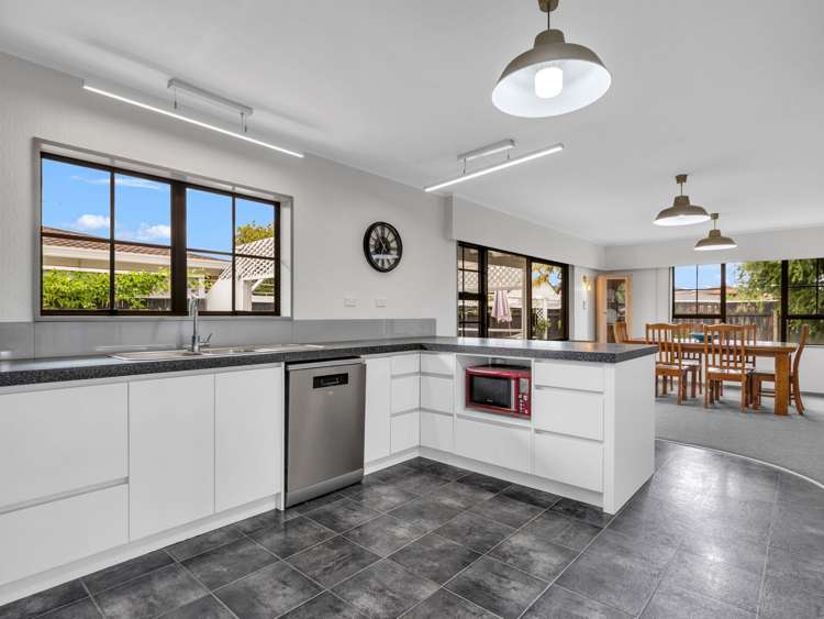 14 Hikurangi Street Whakatane_11