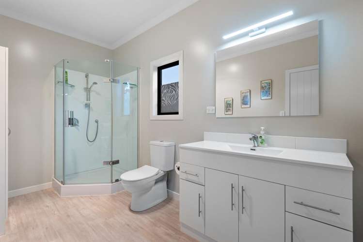 11 Liddells Road Taieri Mouth_33