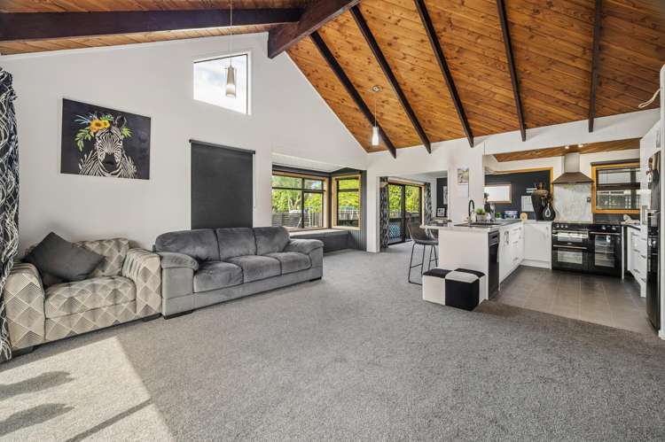 11 Streamdale Place Ngongotaha_4